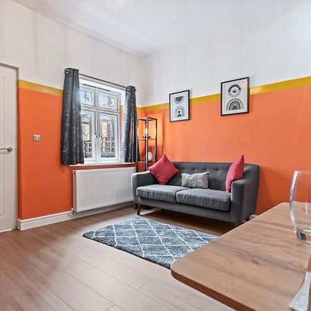 4 Bedroom, 2 Bath In Newcastle Town Centre Εξωτερικό φωτογραφία