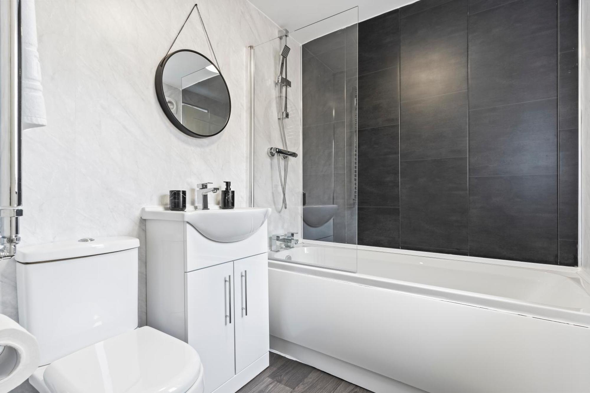 4 Bedroom, 2 Bath In Newcastle Town Centre Εξωτερικό φωτογραφία