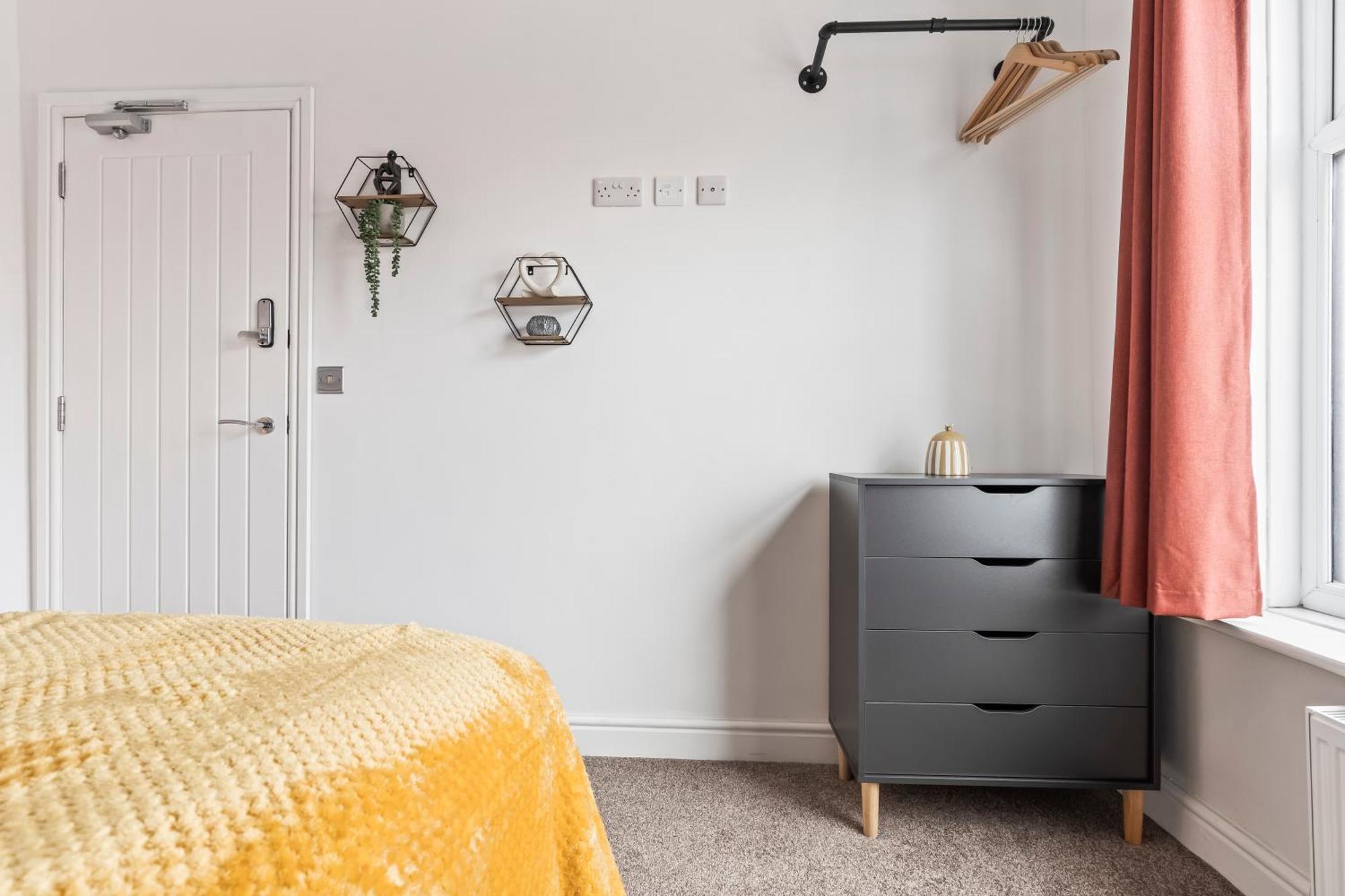 4 Bedroom, 2 Bath In Newcastle Town Centre Εξωτερικό φωτογραφία